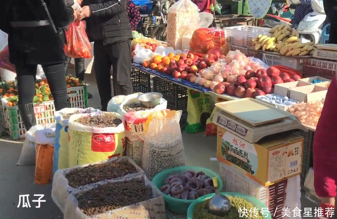 实拍河南农村集市，所有人都在忙着筹办年货，年味真是越来越浓了