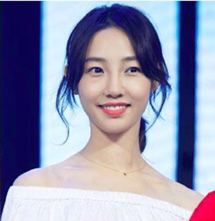 适合|“空气刘海”已经过时,明星现在都爱这3款刘海,8成女人都适合