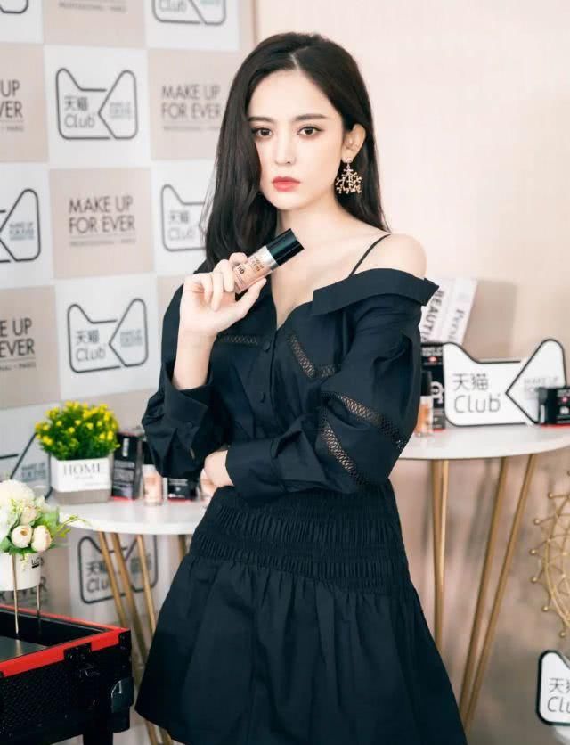  『女人』女人身上这四个部位，身材不够好不要穿破洞，换上油腻还显胖