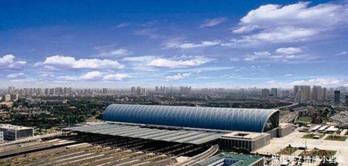 中国最尴尬的高铁站, 是始发站, 却人烟稀少, 被戏称为“太空西站