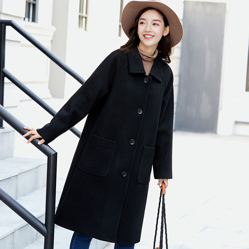 还穿”焦糖色”?太傻，今年流行“中国色”大衣太漂亮，谁穿谁美