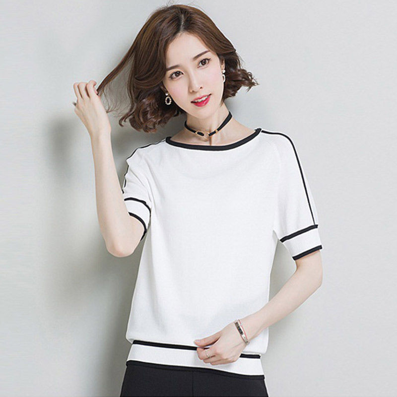 今年最流行的几款t恤，时髦好看洋气百搭，轻松打造精致女神范儿