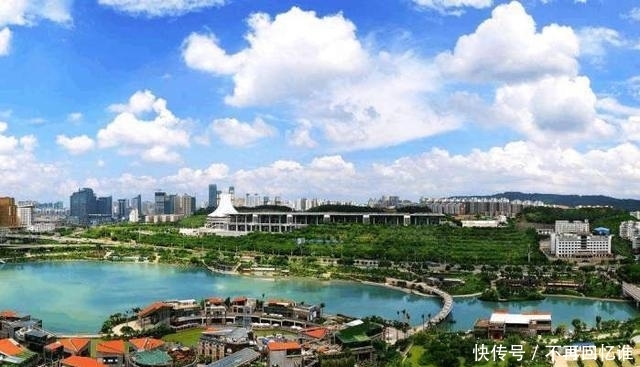  南宁@中国电动车最多的城市，拥有200万辆，被称为“电动车上的