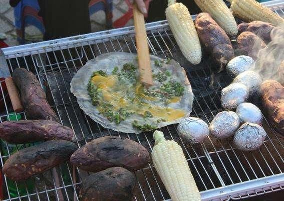 朋友圈晒越南这一美食，却被闺蜜勒令有毒不能吃，得知真相尴尬了