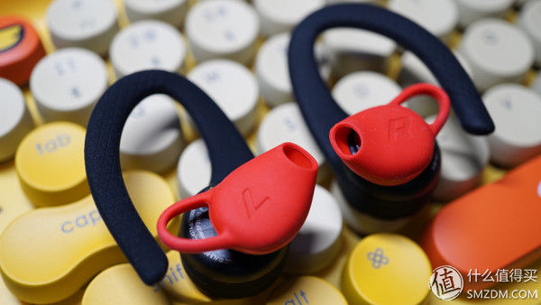 用上这款缤特力BackBeat FIT 3100 运动蓝牙耳机，音乐如影随形