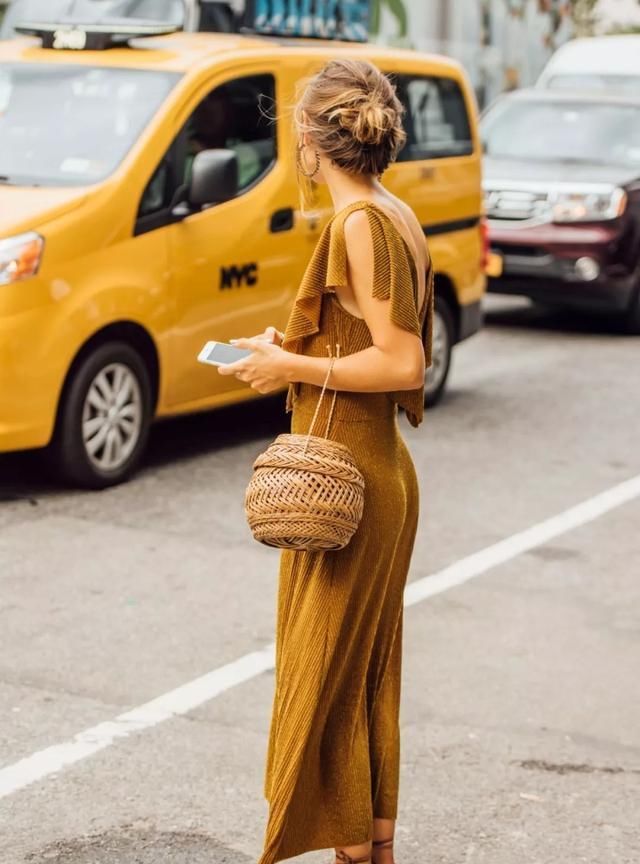  【试试】女人没钱还想显贵？试试2020火起来的＂金银丝＂，助你华丽转身