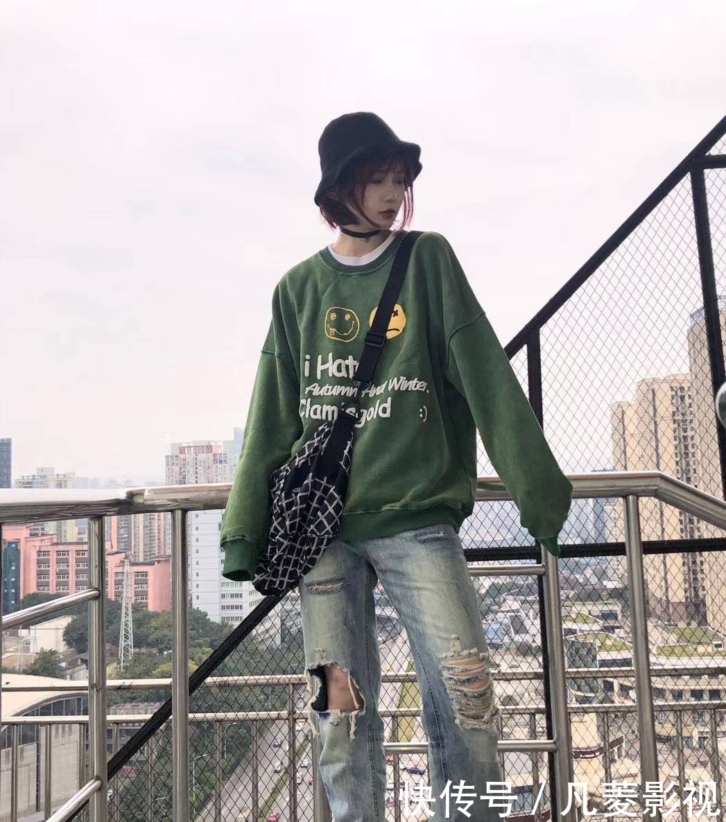 『轻松』春季多色系卫衣穿搭示范,轻松玩转色彩,尽现春日活力