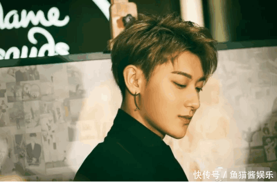 黄子韬突发微博公开恋情, 粉丝表示不敢相信