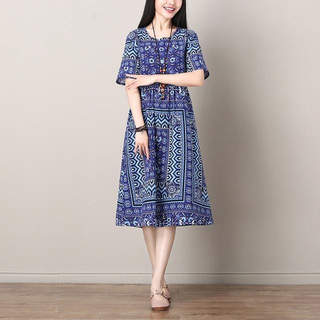 表姨去了趟法国回来，说现流行这样的棉麻连衣裙，漂亮的心醉！