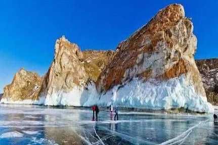 这个湖面积不大，但是蓄水量差不多是19个渤海，水干净到直接饮