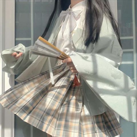  【少女】“汉服+jk制服”穿法火了？本以为在乱搭，结果双坑少女都沦陷了