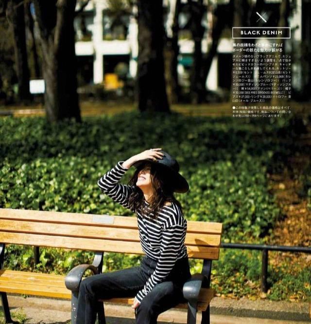  『不失女人』外出聚会如何穿搭?瞧瞧这样穿,休闲风的搭配示范,清爽又时尚