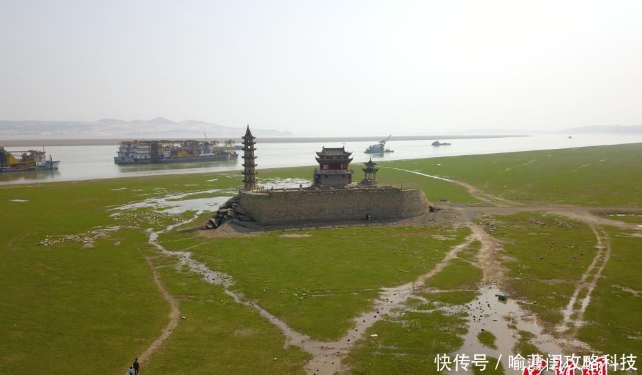  石岛■航拍枯水期的鄱阳湖 千年石岛落星墩重现天日