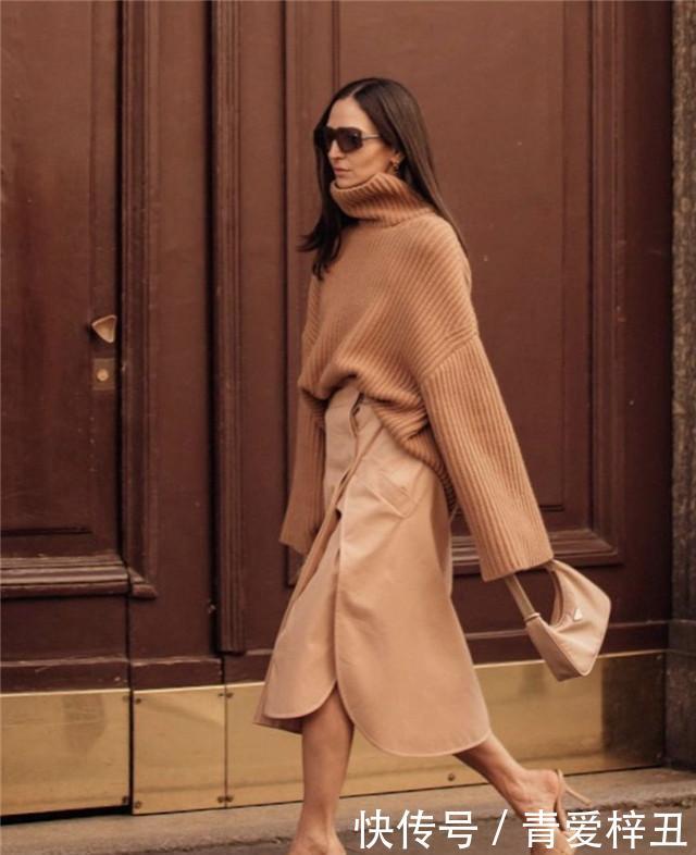 #天蓝色的衣服#女人过了40岁,少穿“花”衣服,多穿这些颜色,时髦减龄又显白