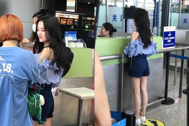 看了鞠婧祎的未修图，再看看沈月，这差距原谅我不厚道地笑了