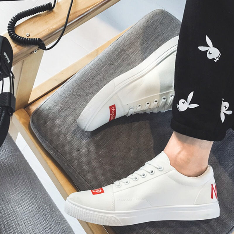 一双鞋能让你的颜值高几倍，我穿过是真的