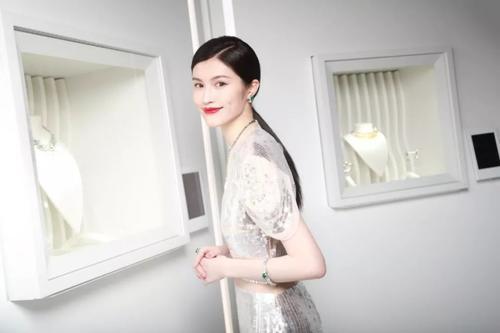 超模刘雯何穗杜鹃都有哪些“奇葩”之处？