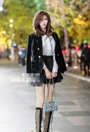  『气质』路人街拍，小姐姐这身打扮就很符合知性的温柔女人气质