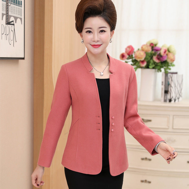 气质优雅的妈妈外套，文雅端庄又得体，立马下手买2件