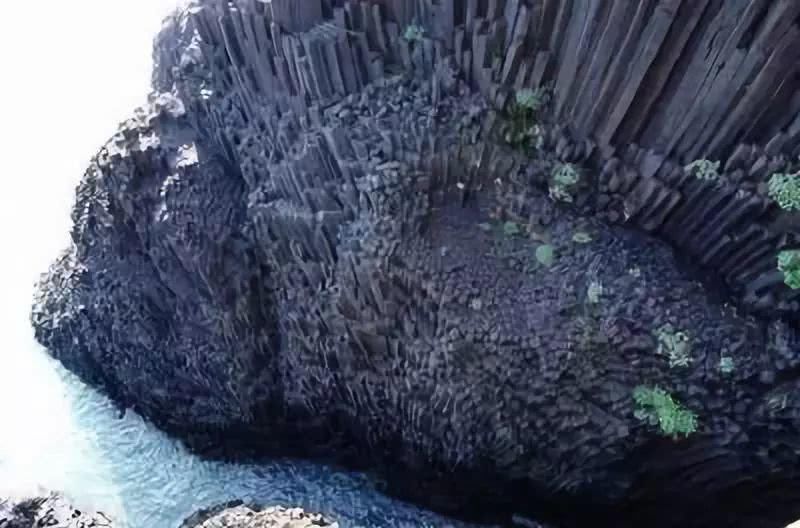  绝美：福建一座绝美小岛，有世界级火山奇观被称为“海下兵马俑”！