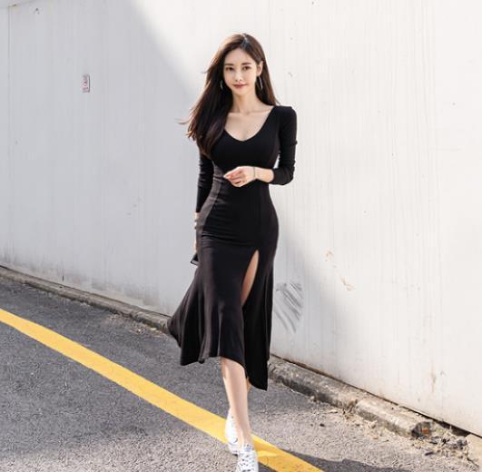 裁剪|孙允珠,一件黑色裁剪轻盈斜衩长裙