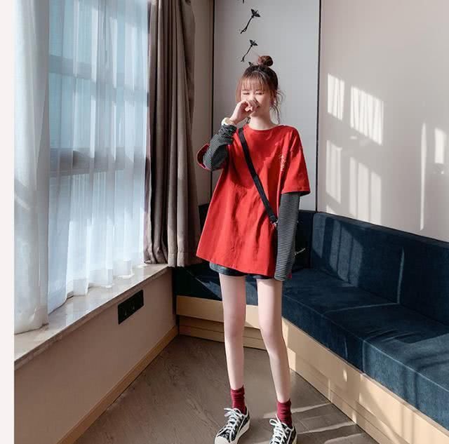  「色高领内搭」叠穿法则：叠穿遵循这几个规律，才能穿的非常fashion