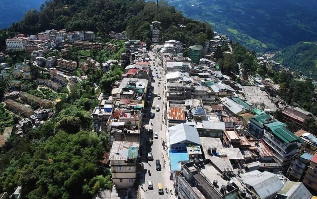 此国曾属中国，如今对中国防范极严，被视为中国人的禁区