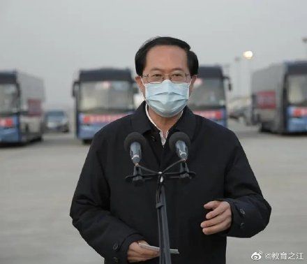  『回家』欢迎回家！ 浙江援鄂首批返浙医疗队凯旋！省委书记省长机场迎接