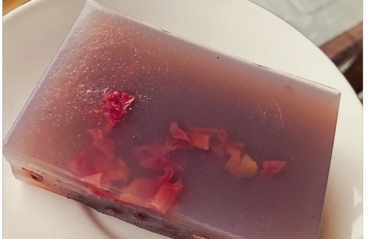  「桃胶」女人常吃 “天然玻尿酸”，才花5块，让皮肤超有弹性！