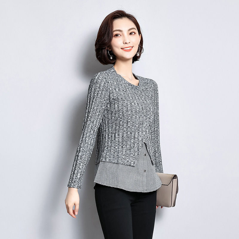 头次见,比卫衣还洋气的针织衫搭小脚裤,老婆穿了,美嫩的不得了