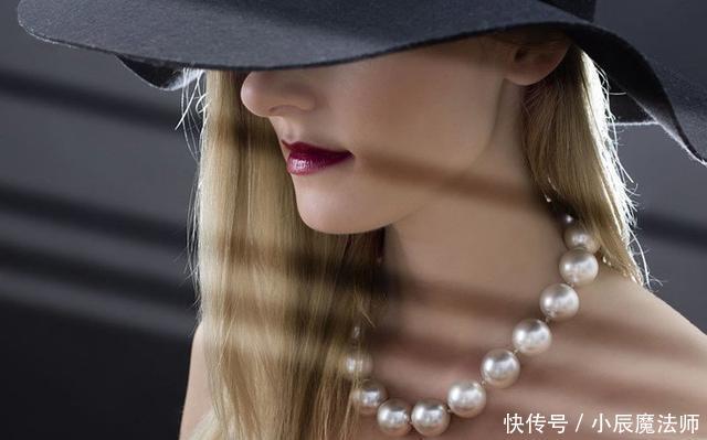 「气质」女人的不同年龄段戴什么首饰比较适合?(建议直接收藏!)