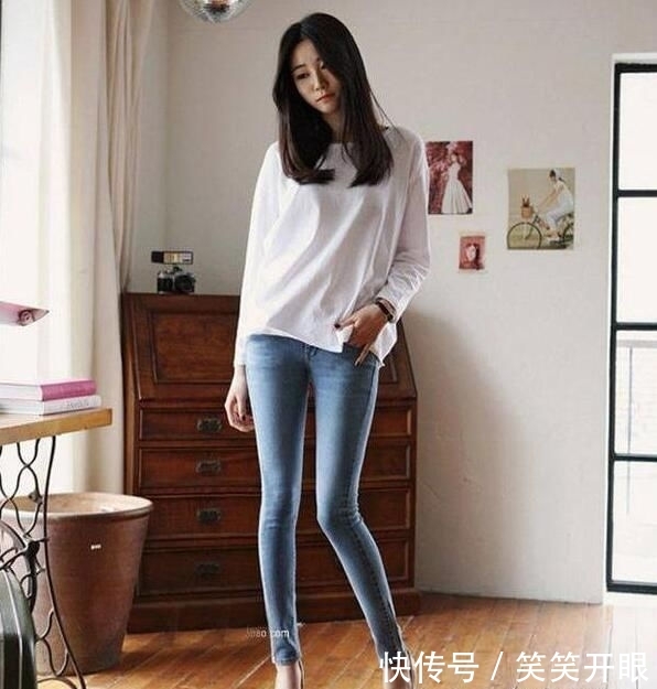 舒适■秀气的牛仔裤美女,展现甜美干练的优雅!