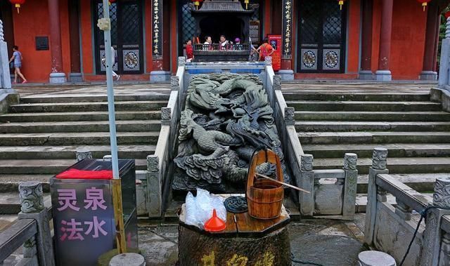 江西龙虎山道教正一派祖庭，历代天师沿守1800余年|郑周友