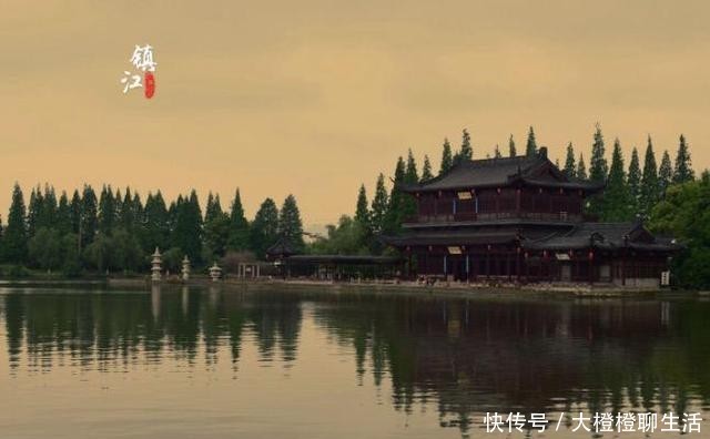  [芙蓉楼送辛]王昌龄意象很美的一首诗，最后7字是千古名句，人人