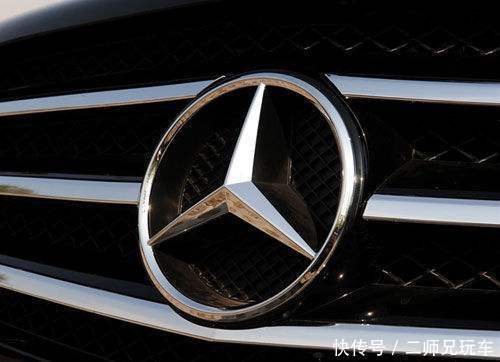 奔驰多款新车发布,首款纯电动SUV扭矩七百牛