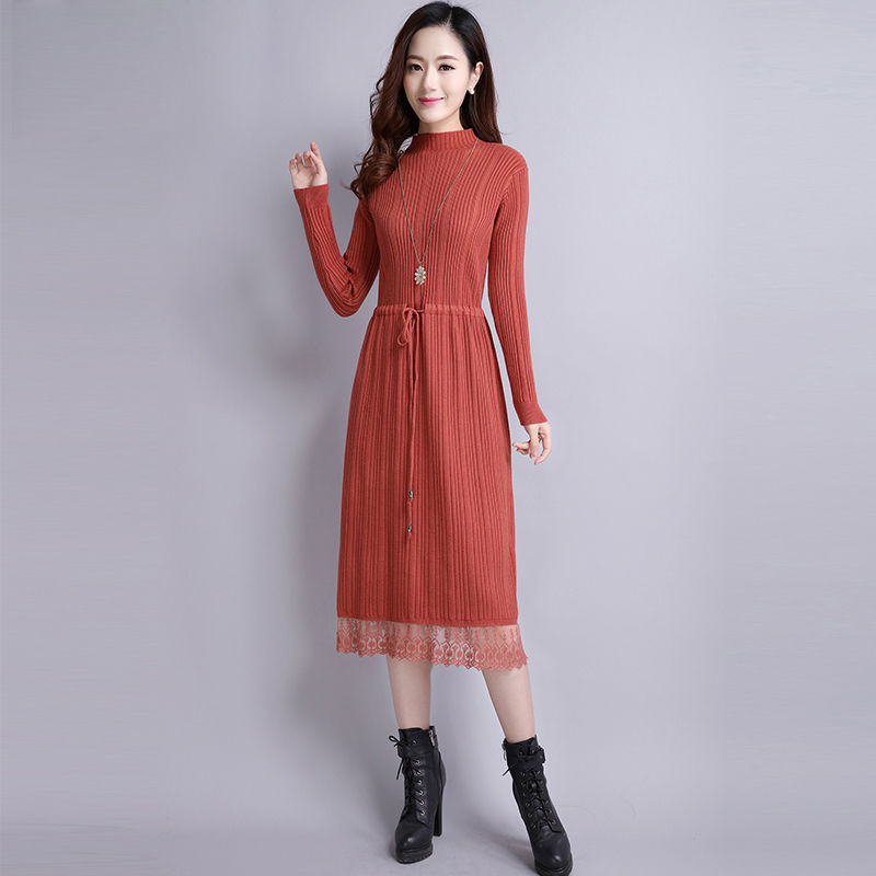 女人若到了中年，建议秋天买件这种高级秋裙，虽贵~但美得不得了