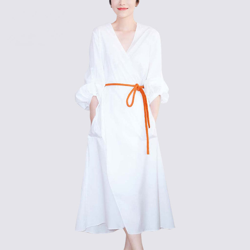 入秋新发现一种“遮肉裙”，显瘦显白，特适合有小肚子的微胖女人