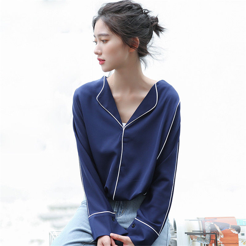 别再穿连衣裙了!爱美女人秋天都这样穿，连背影都美到爆