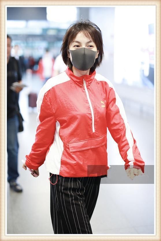 没有何穗的腿真别穿这种盖脚阔腿裤，像吴昕这样撑不起就尴尬了！