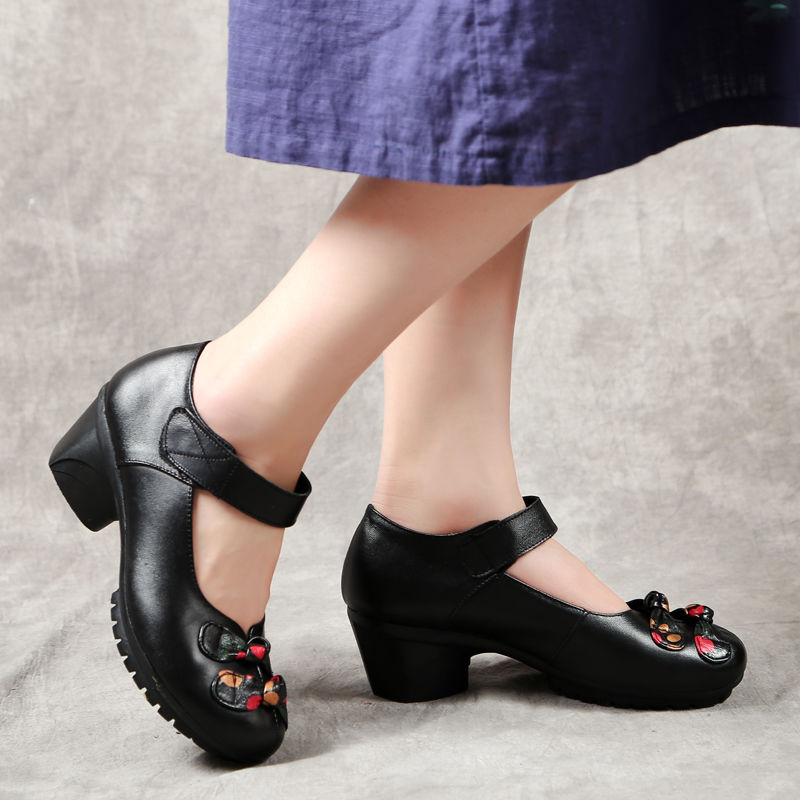 今秋流行穿这样的女鞋，洋气好穿不累脚，我和妈妈一人买3双