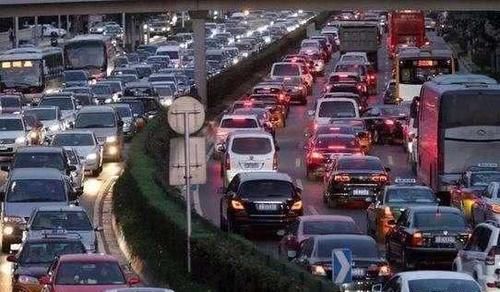  竟是|中国最“堵”的城市，不是北京和上海，竟是这里