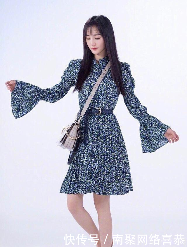  『满满的时尚』「碎花裙」渐入迷人眼，甜美又可爱赶紧get！