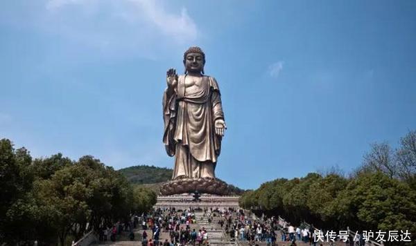 中国经济实力最强的一座二线城市, GDP远超西安等六座新一线城市