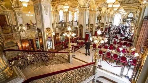 此国物价比西欧低一半，却比法国浪漫比瑞士美，让多少人想移民！