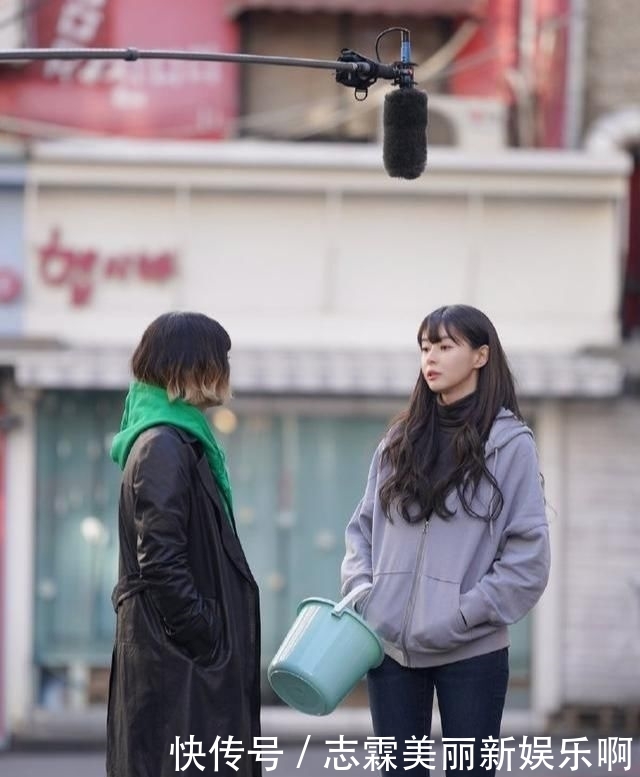  逆袭■梨泰院女二吴秀雅真美，七套＂直男斩＂造型温柔优雅，逆袭成大赢家！