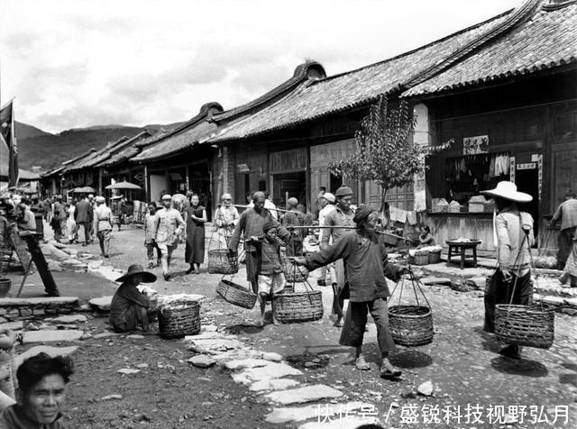  [而中国]看看1937年中日的实力差距，才知道抗战有多不容易