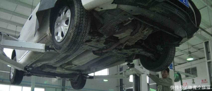 这5种爱车行为其实很伤车, 但几乎没人知道, 国内车主被骗了30年