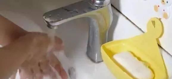 #厉害#用了这么多年的洗洁精才知道,原来瓶上的“压嘴”还有这样的妙用,厉害