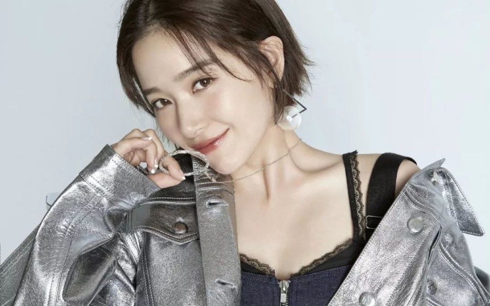 服气| 可清纯可魅惑，时尚感爆棚的阚清子叫人怎能不爱?