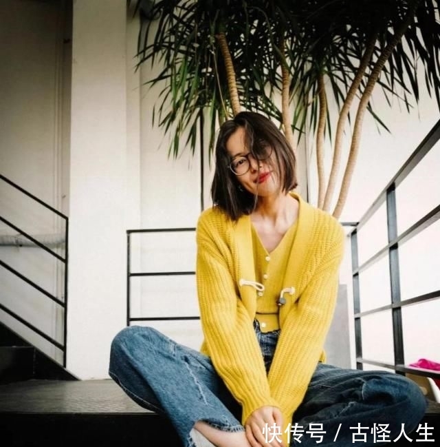#牛仔外套#刘雯为什么偏爱这条牛仔裤?亲试简直不要太藏肉!